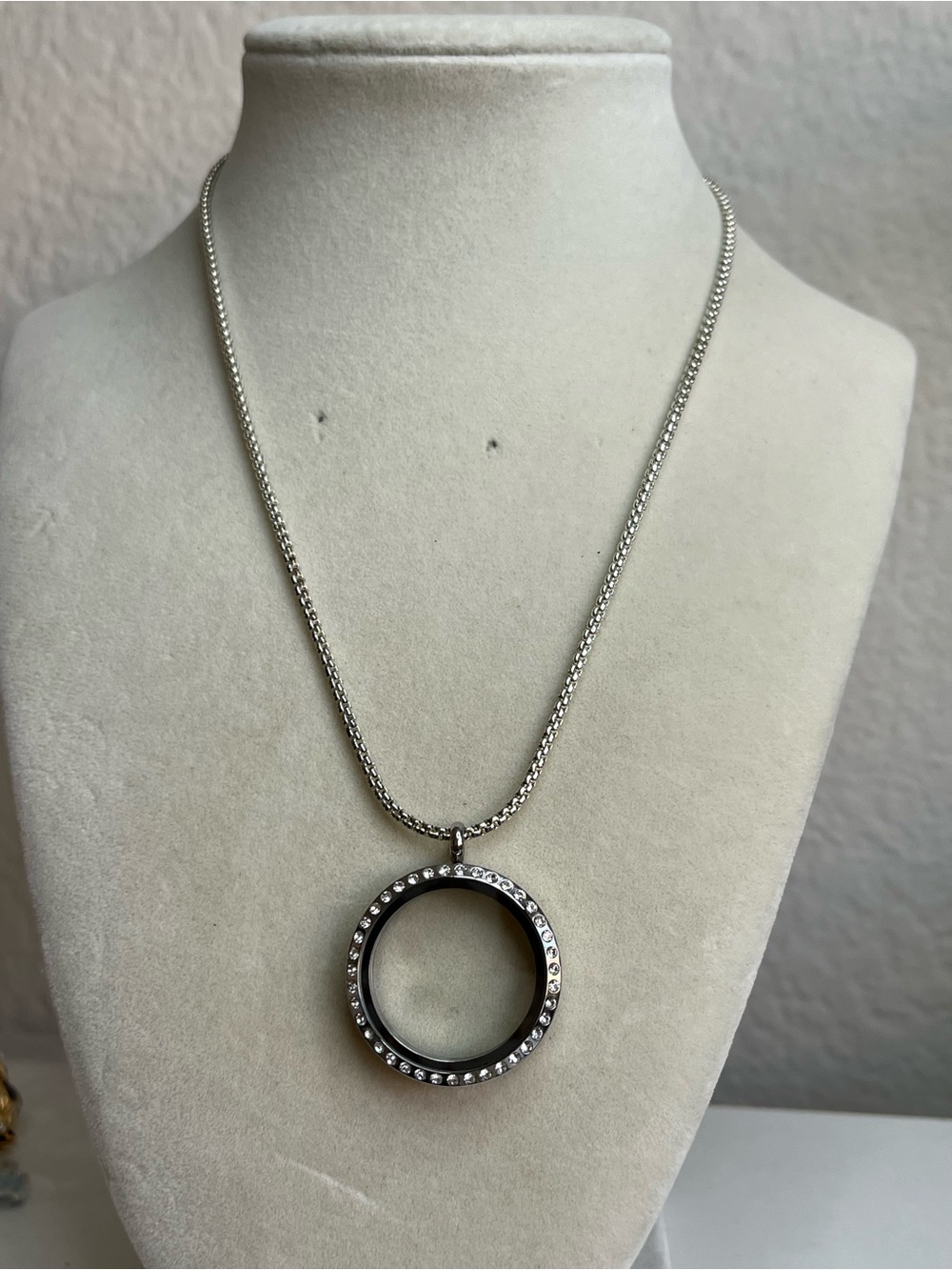 Origami Owl Silver Living Locket Necklace Rhinestone Cube Chain 20”